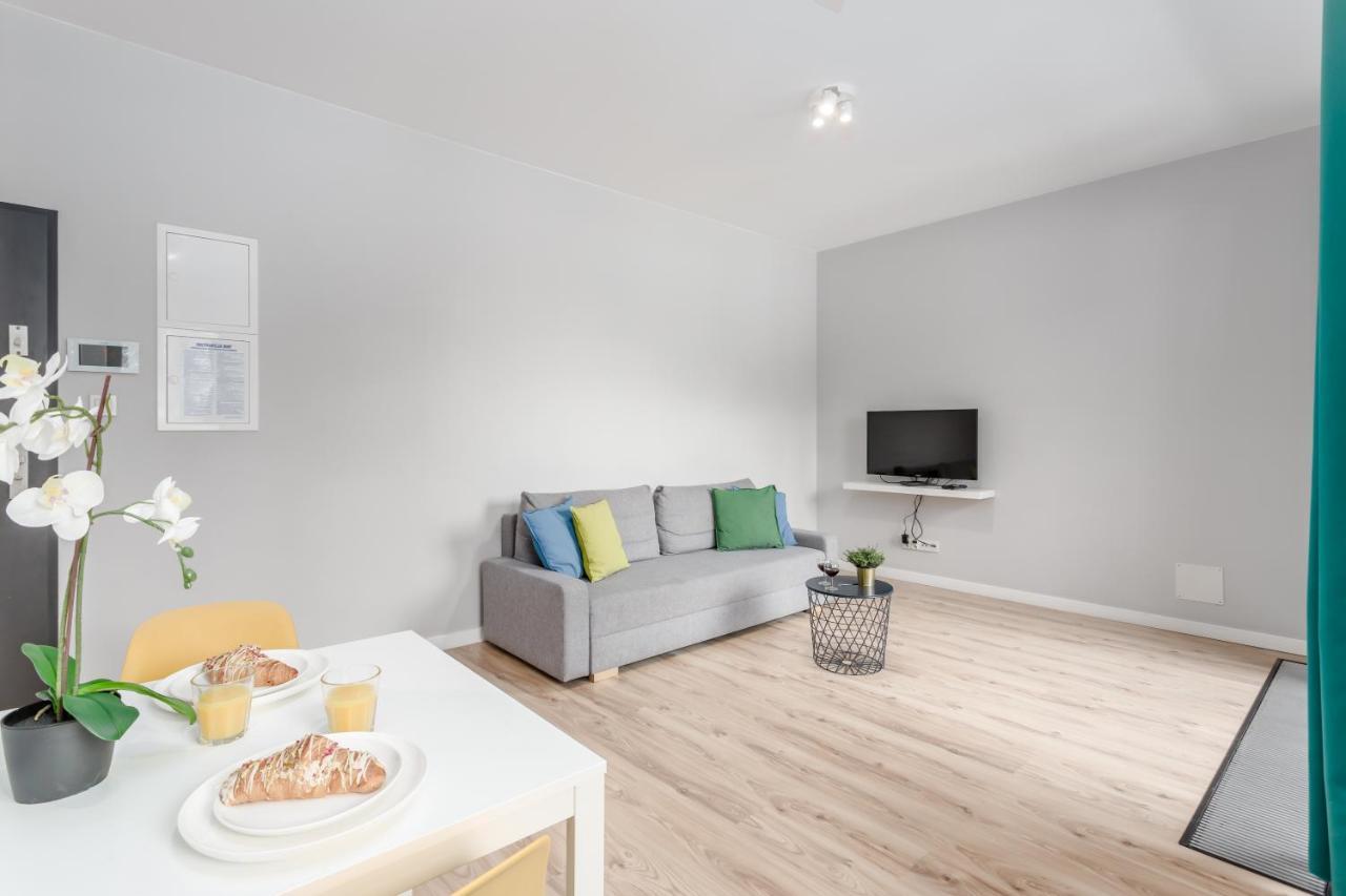 Warsaw City Apartments Praga Bagian luar foto